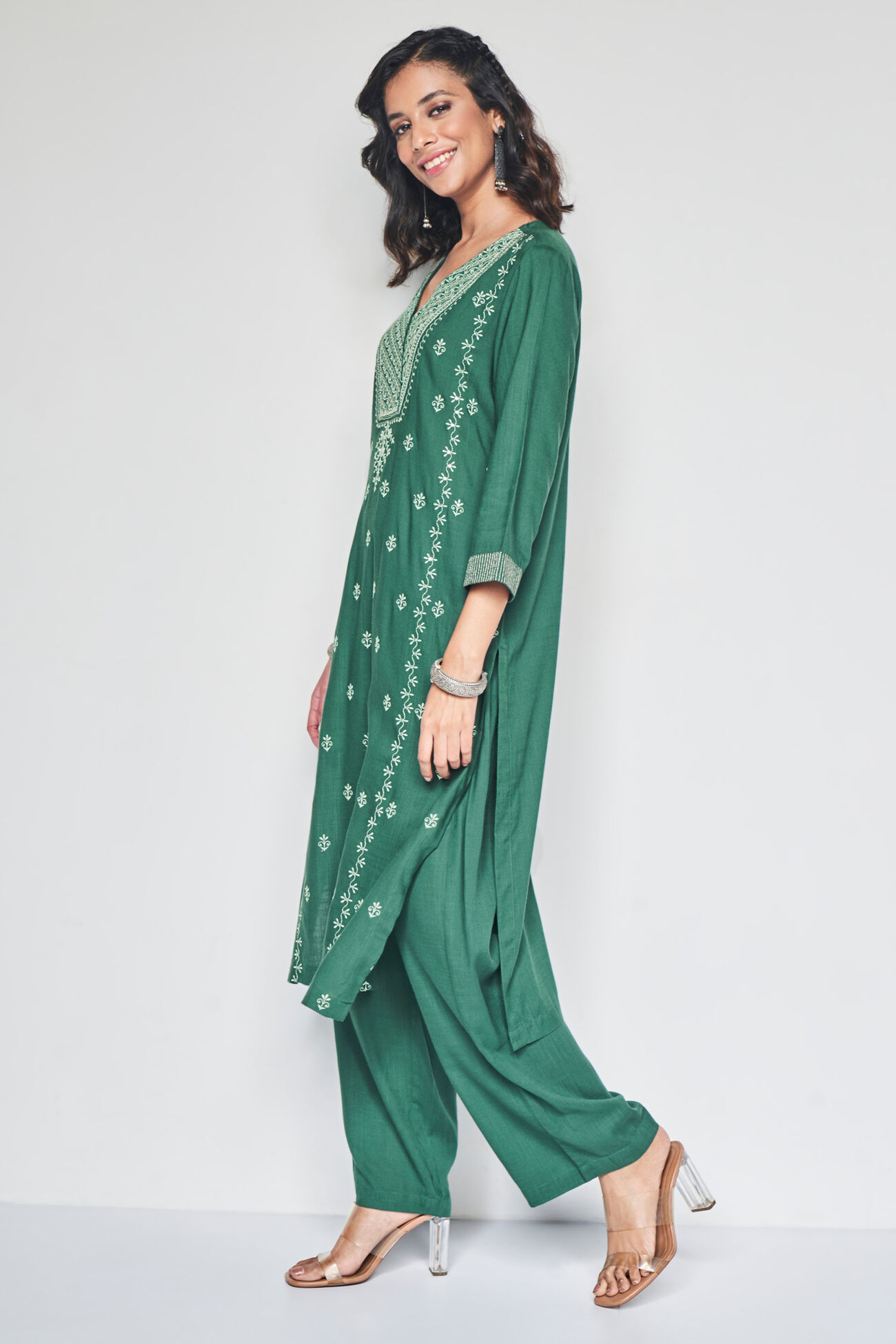 Panna embroidered kurta set, Dark Green, image 6